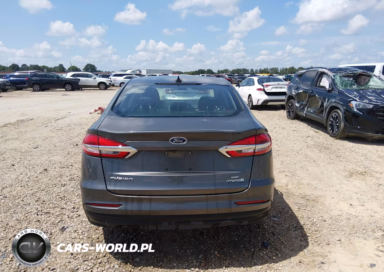 2019 Ford Fusion Hybrid Se VIN:3FA6P0LU5KR258687 - 18