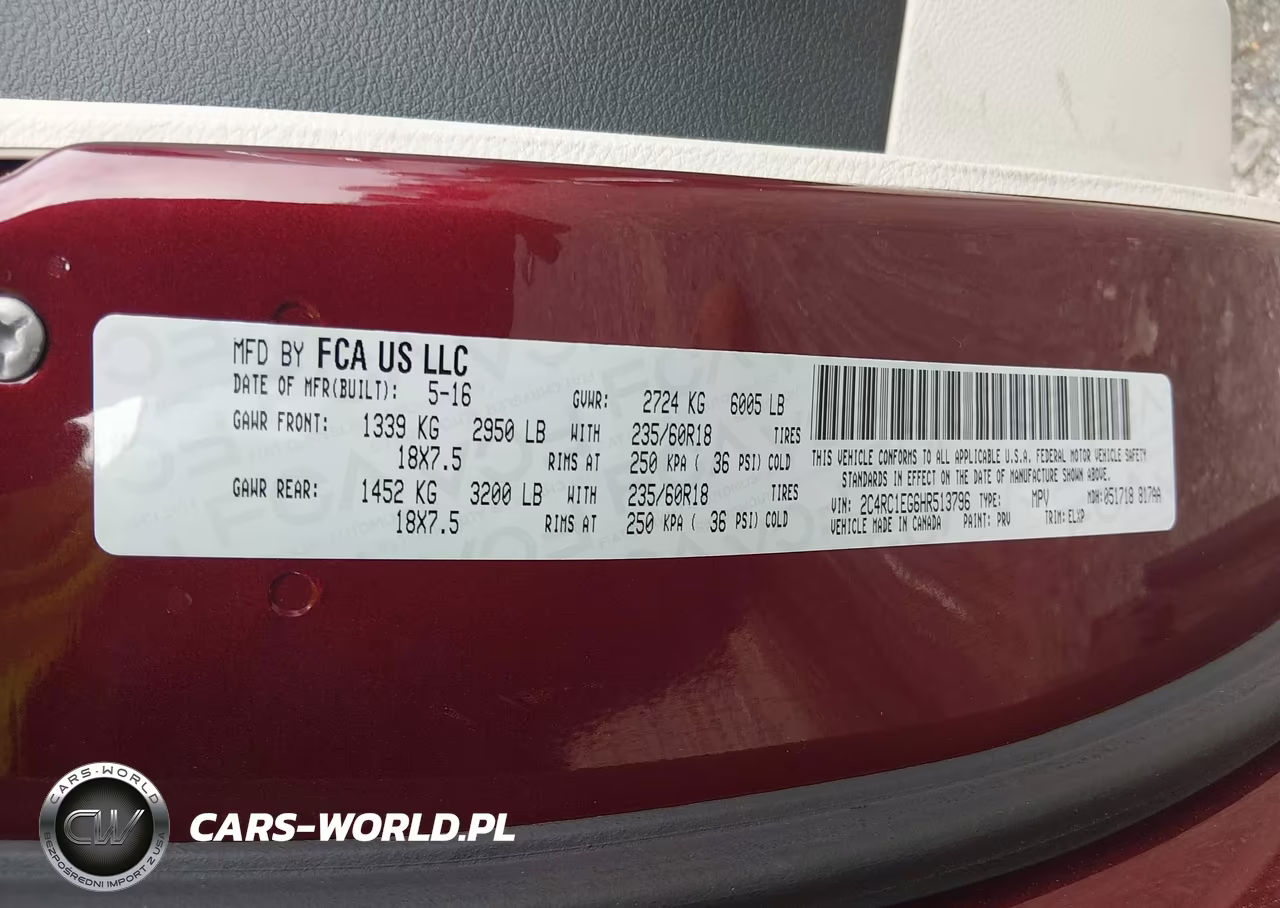 2017 Chrysler Pacifica Touring-L Plus VIN:2C4RC1EG6HR513796 - 9