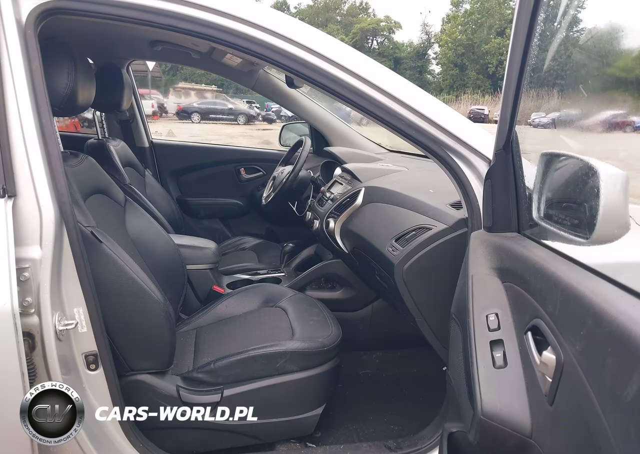 2011 Hyundai Tucson Gls VIN:KM8JU3AC6BU192504 - 5