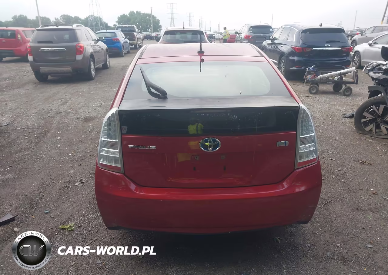 2011 Toyota Prius Two VIN:JTDKN3DU5B0257828 - 16