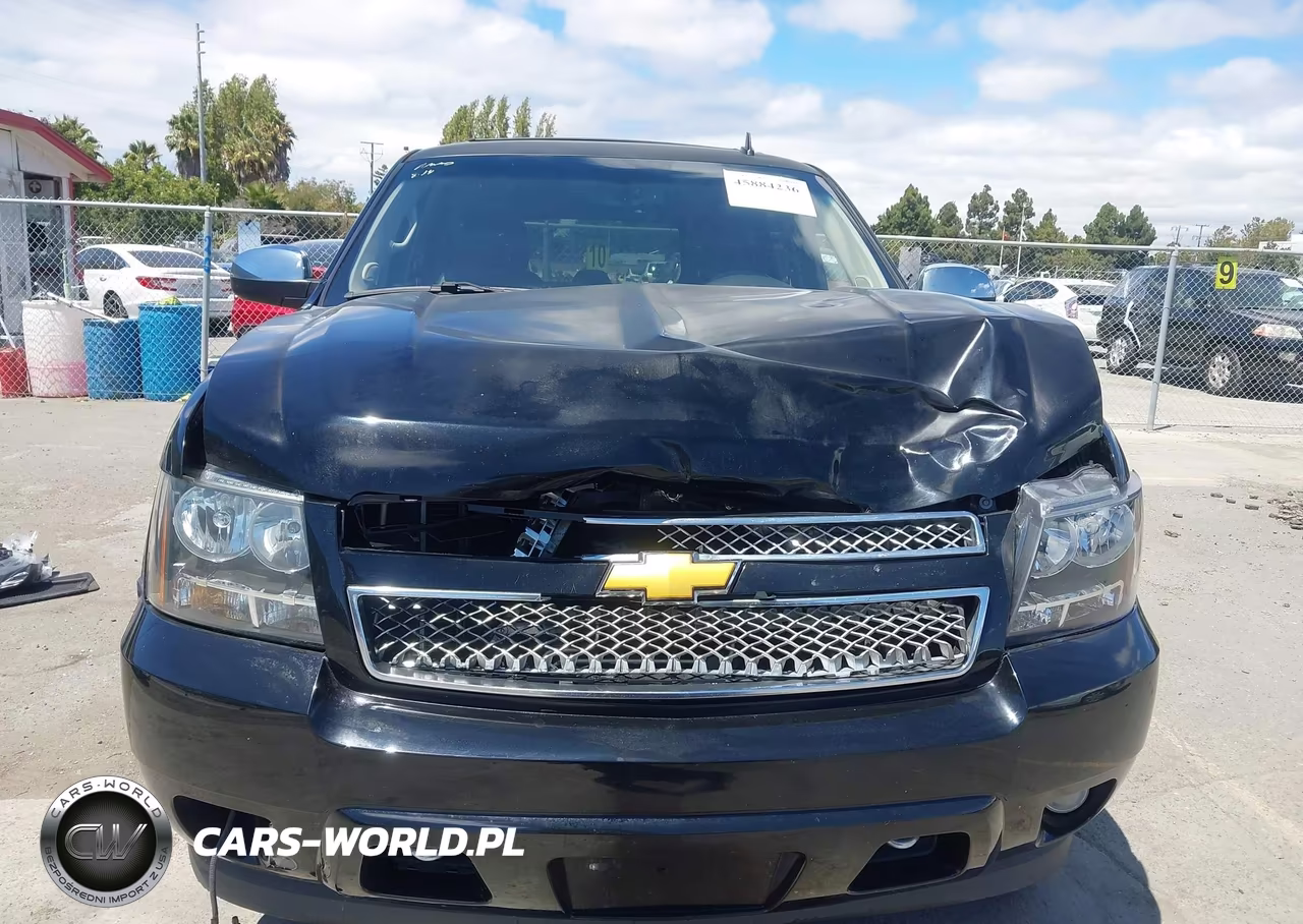 2014 Chevrolet Tahoe Ltz VIN:1GNSKCE01ER132059 - 12