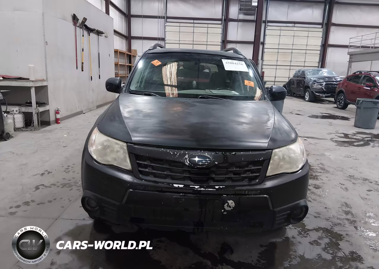2011 Subaru Forester 2.5X Premium VIN:JF2SHADC2BH774638 - 12