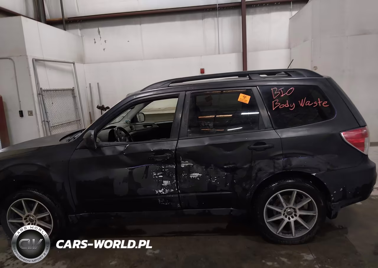 2011 Subaru Forester 2.5X Premium VIN:JF2SHADC2BH774638 - 14