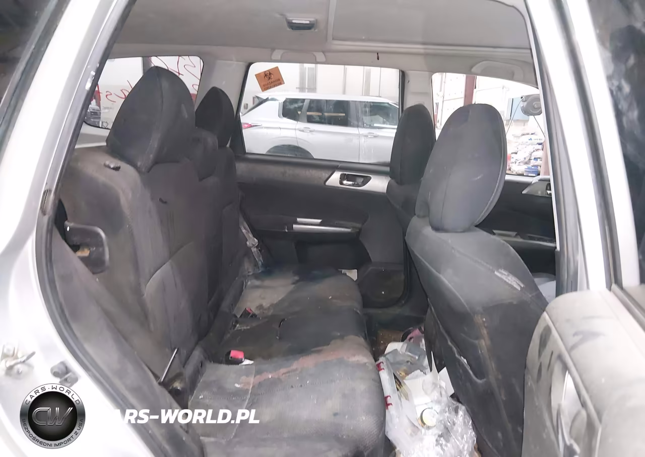 2011 Subaru Forester 2.5X Premium VIN:JF2SHADC2BH774638 - 8