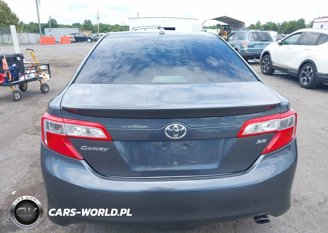 2013 Toyota Camry Se VIN:4T1BF1FK5DU651883 - 17