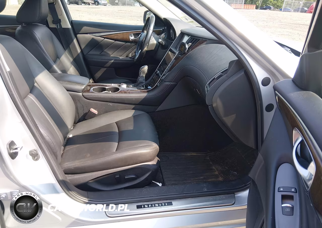 2019 Infiniti Q50 3.0T Luxe VIN:JN1EV7AR4KM556436 - 5
