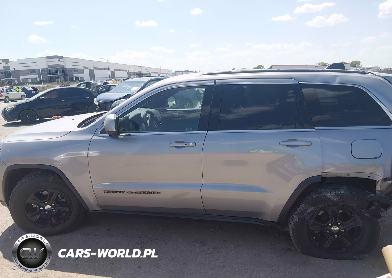 2017 Jeep Grand Cherokee Laredo VIN:1C4RJEAG6HC669462 - 13