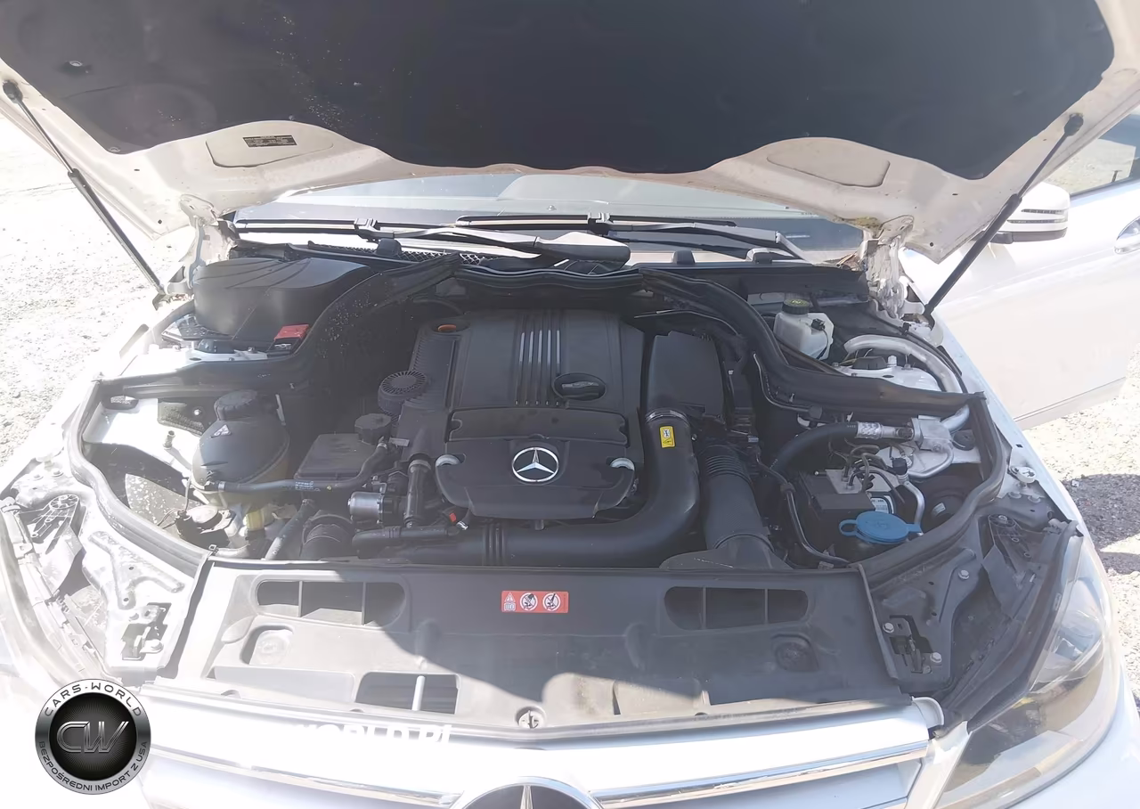 2012 Mercedes-Benz C 250 Sport VIN:WDDGF4HB2CR231787 - 10