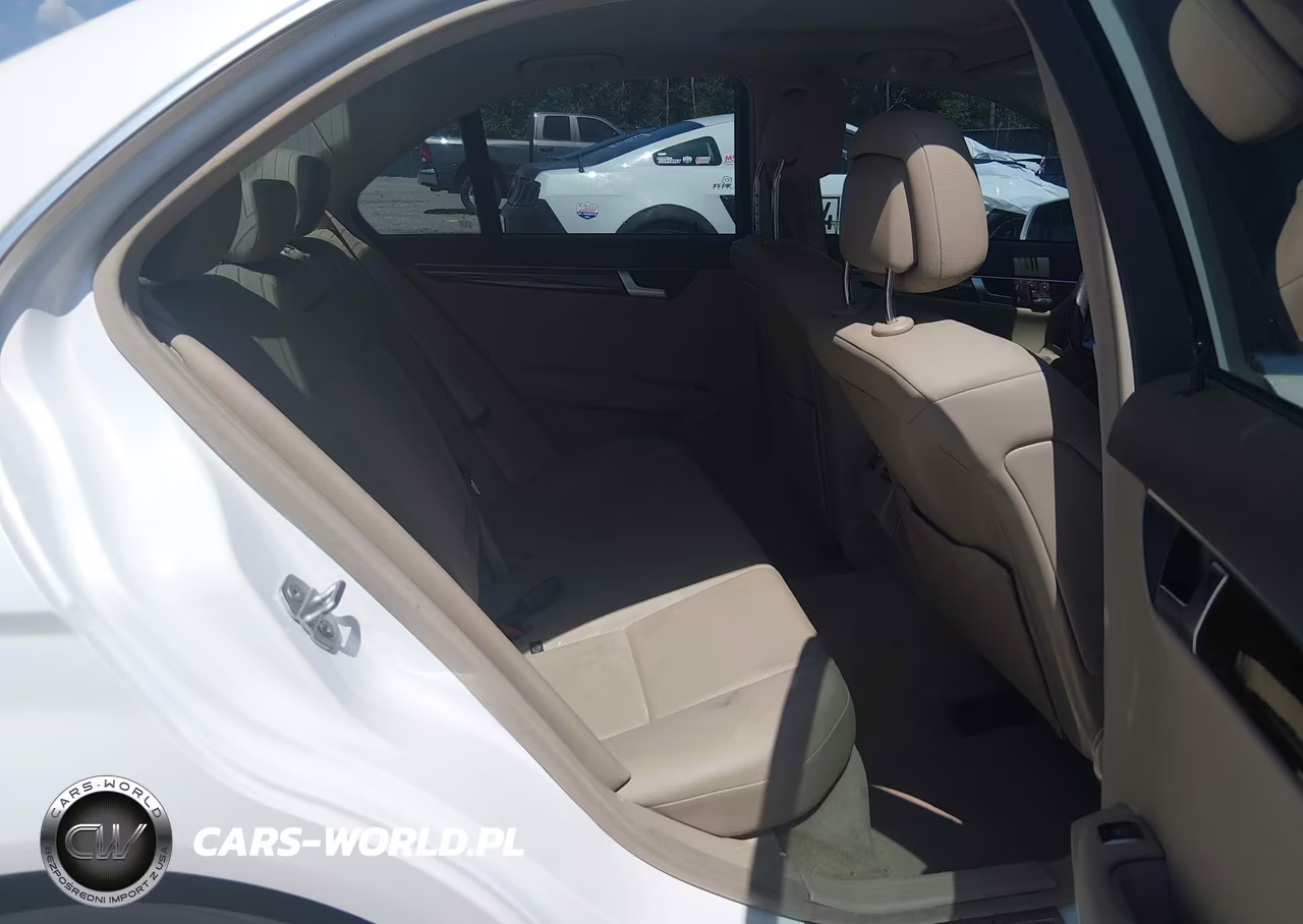 2012 Mercedes-Benz C 250 Sport VIN:WDDGF4HB2CR231787 - 8