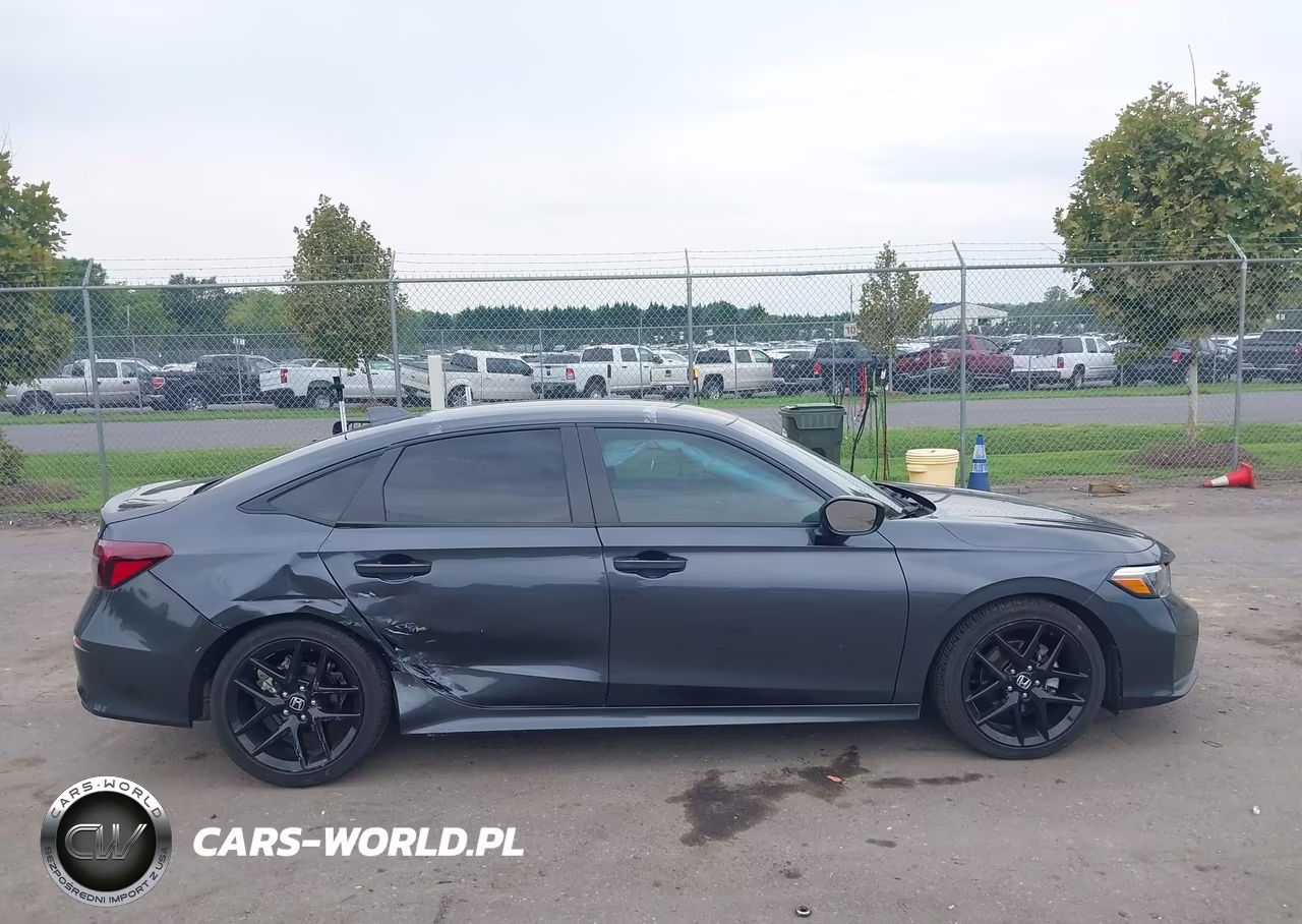 2025 Honda Civic Sport VIN:2HGFE2F56SH565671 - 13