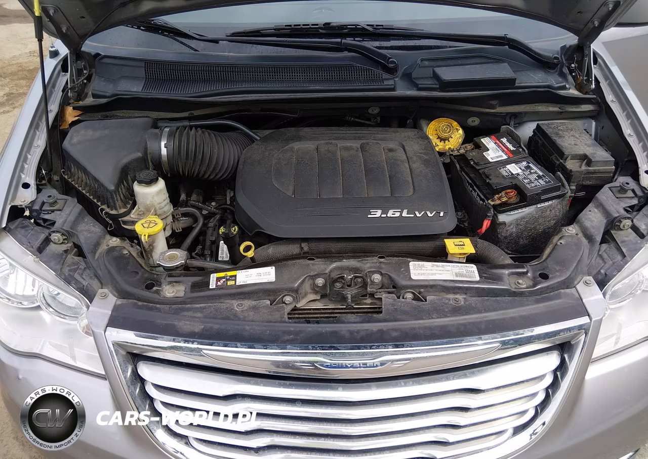2016 Chrysler Town & Country Touring VIN:2C4RC1BG1GR165036 - 10