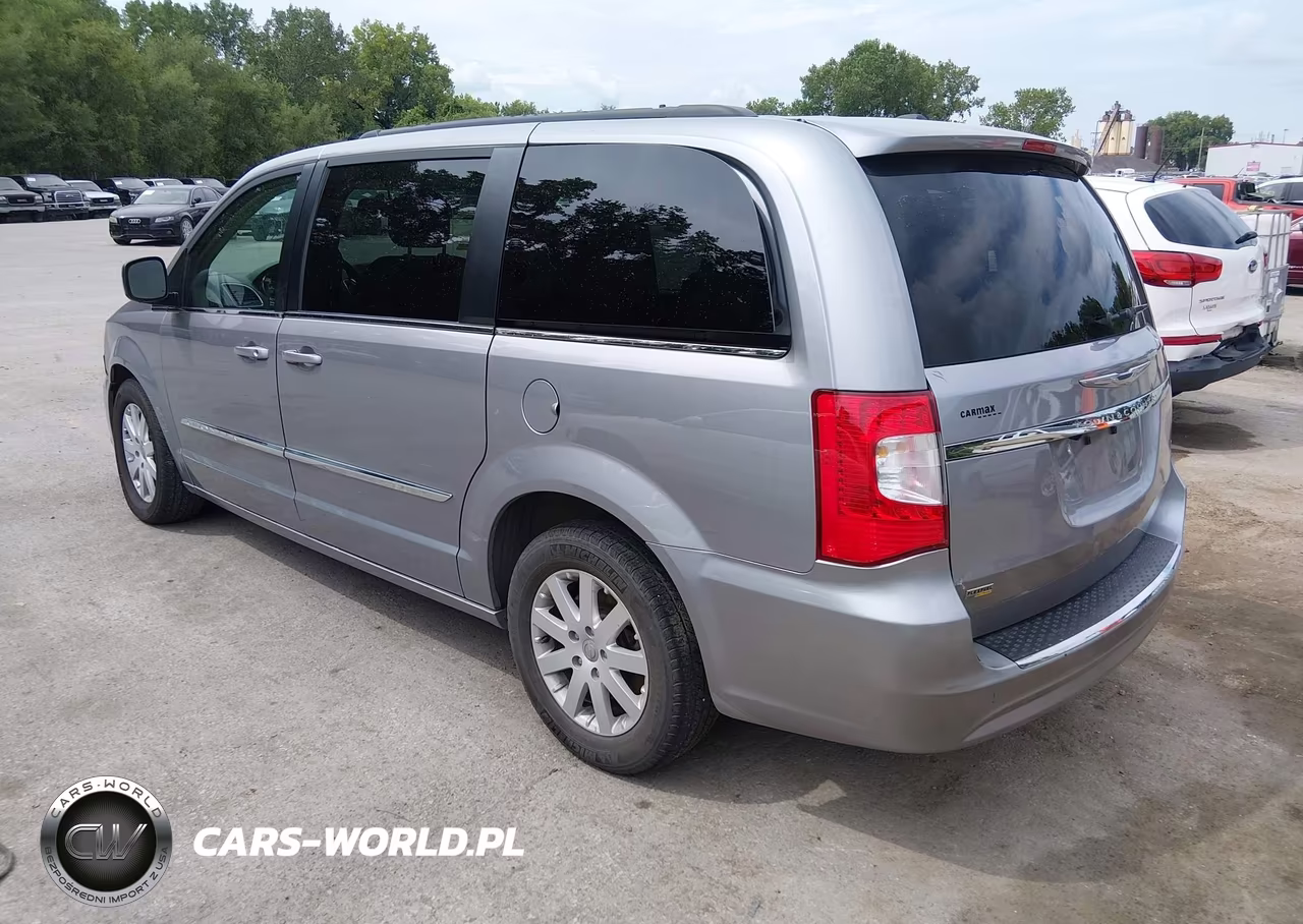 2016 Chrysler Town & Country Touring VIN:2C4RC1BG1GR165036 - 3