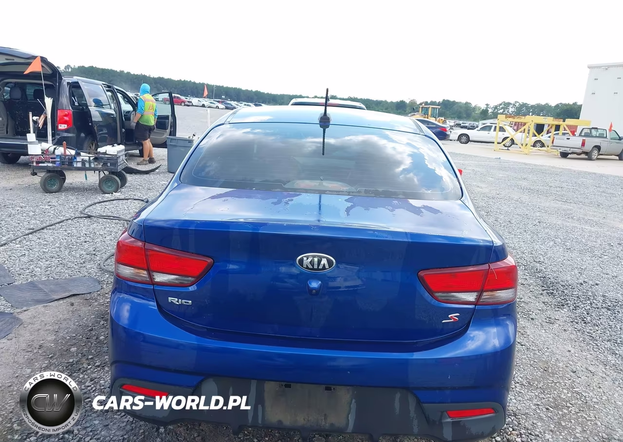 2018 Kia Rio S VIN:3KPA24AB9JE070188 - 16