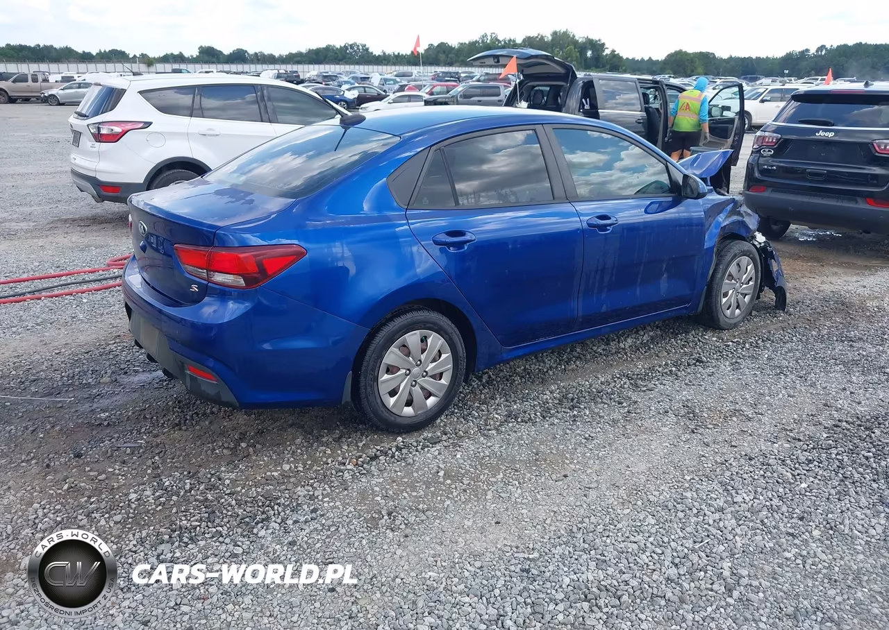 2018 Kia Rio S VIN:3KPA24AB9JE070188 - 4