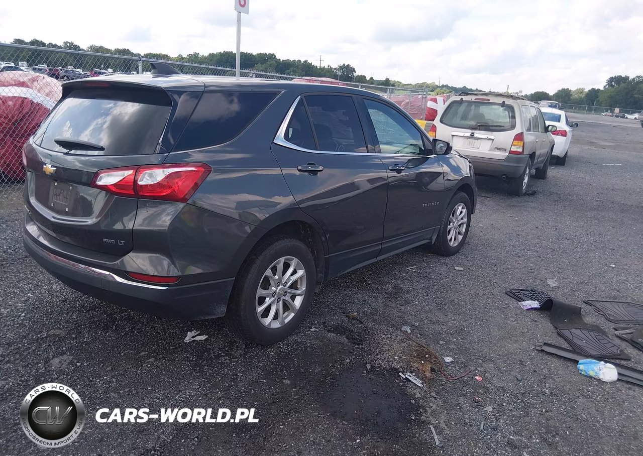 2018 Chevrolet Equinox Lt VIN:3GNAXSEV5JS575308 - 4