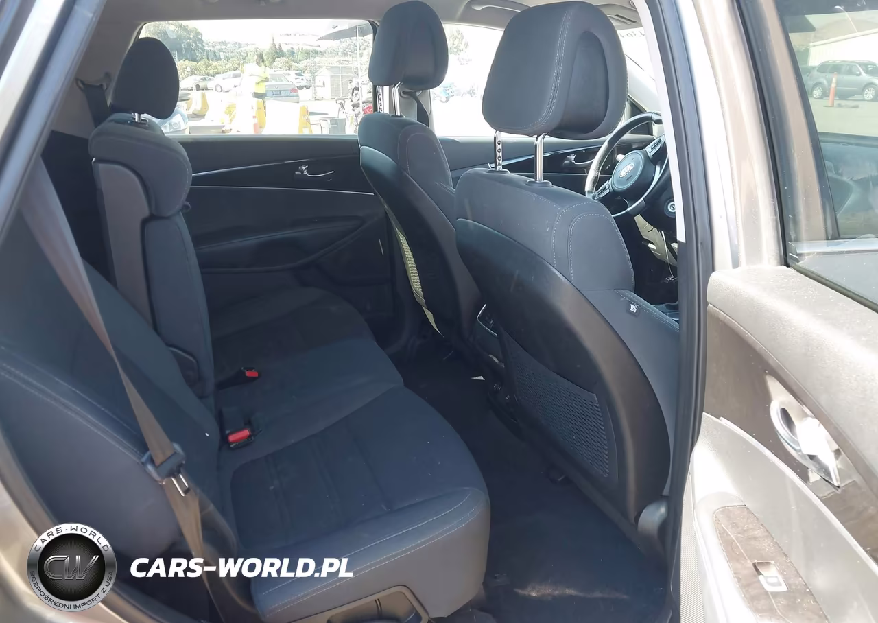2016 Kia Sorento 2.4L Lx VIN:5XYPG4A31GG158121 - 8