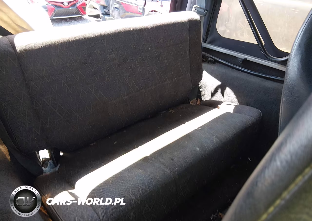 2001 Jeep Wrangler Sport VIN:1J4FA49S81P343953 - 8