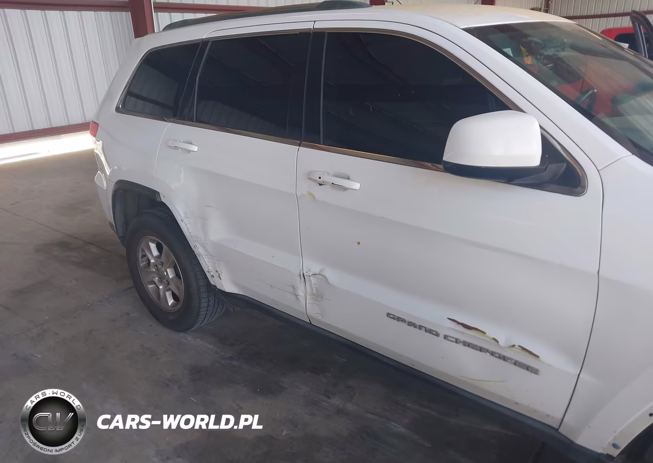 2014 Jeep Grand Cherokee Laredo VIN:1C4RJEAGOEC125437 - 6