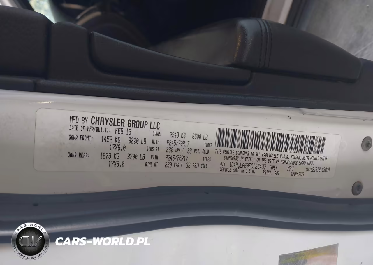 2014 Jeep Grand Cherokee Laredo VIN:1C4RJEAGOEC125437 - 9