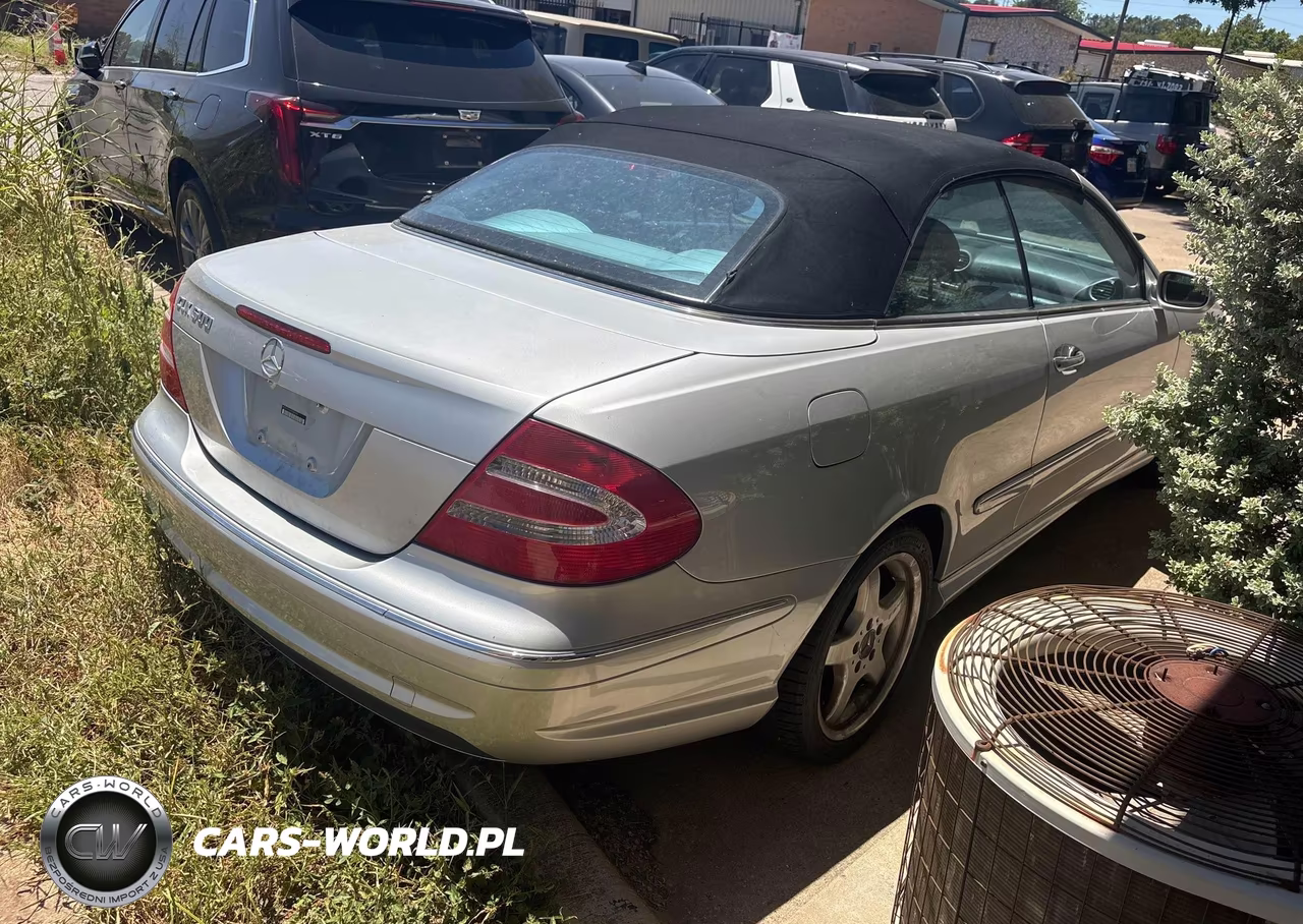 2004 Mercedes-Benz Clk 500 VIN:WDBTK75G14T024140 - 4