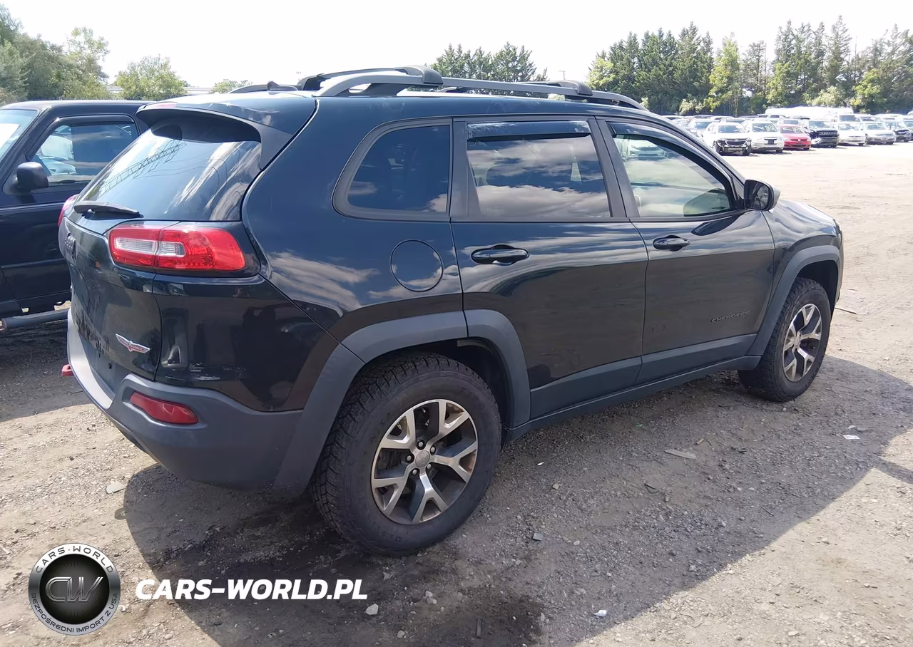 2015 Jeep Cherokee Trailhawk VIN:1C4PJMBB0FW776278 - 4