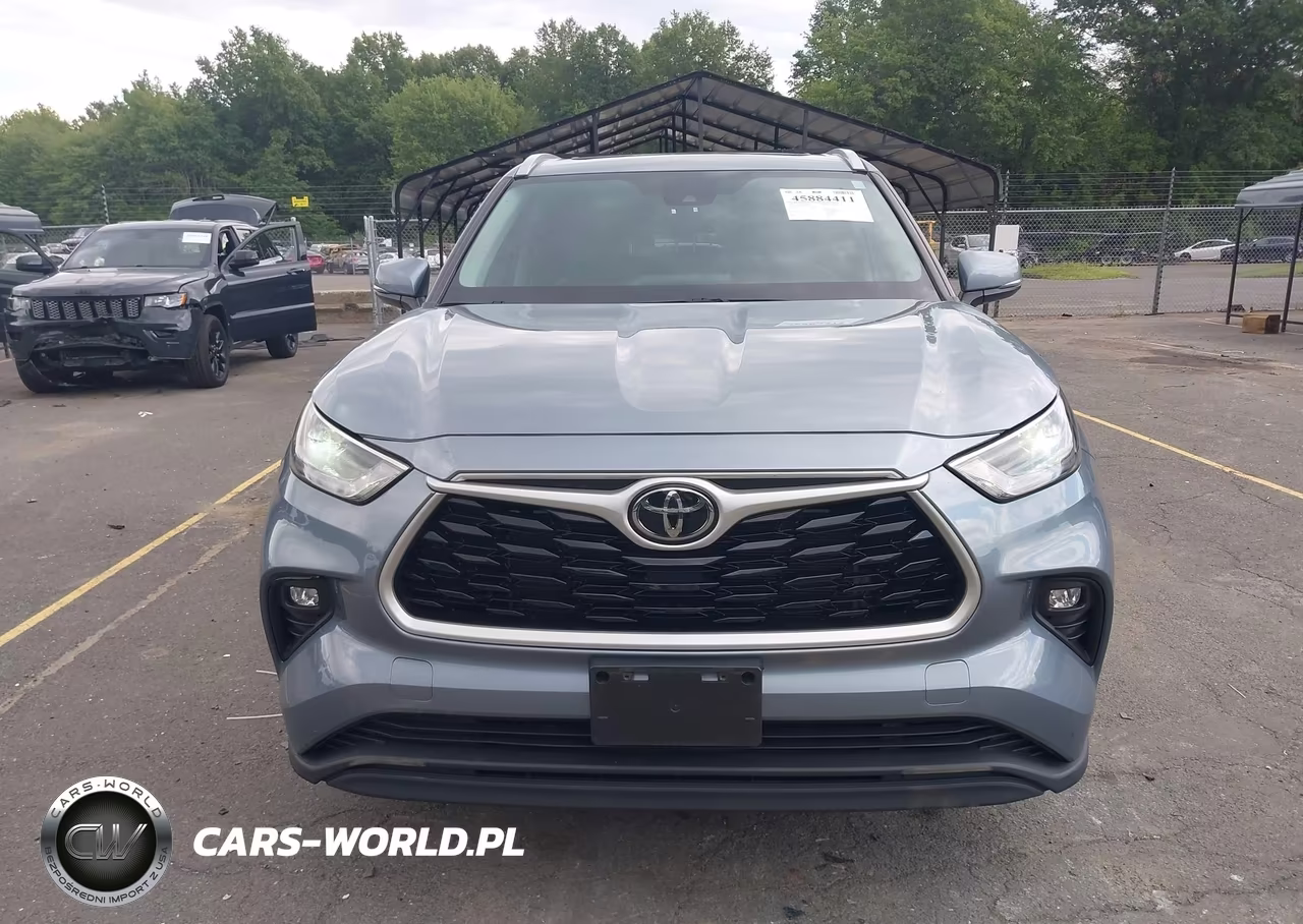 2022 Toyota Highlander Xle VIN:5TDGZRBH9NS244018 - 12