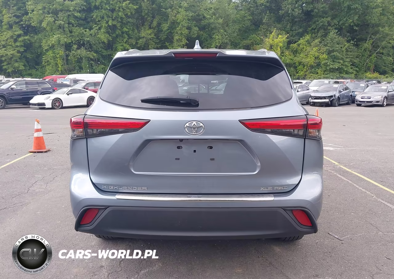 2022 Toyota Highlander Xle VIN:5TDGZRBH9NS244018 - 16