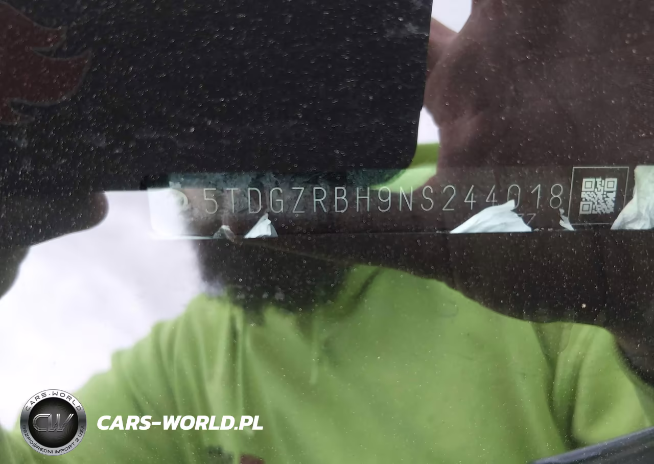 2022 Toyota Highlander Xle VIN:5TDGZRBH9NS244018 - 9