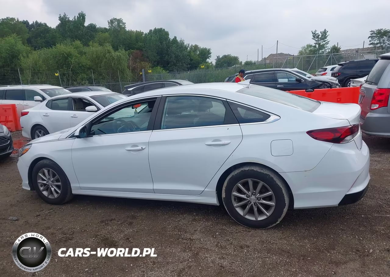 2018 Hyundai Sonata Se VIN:5NPE24AF9JH725174 - 14