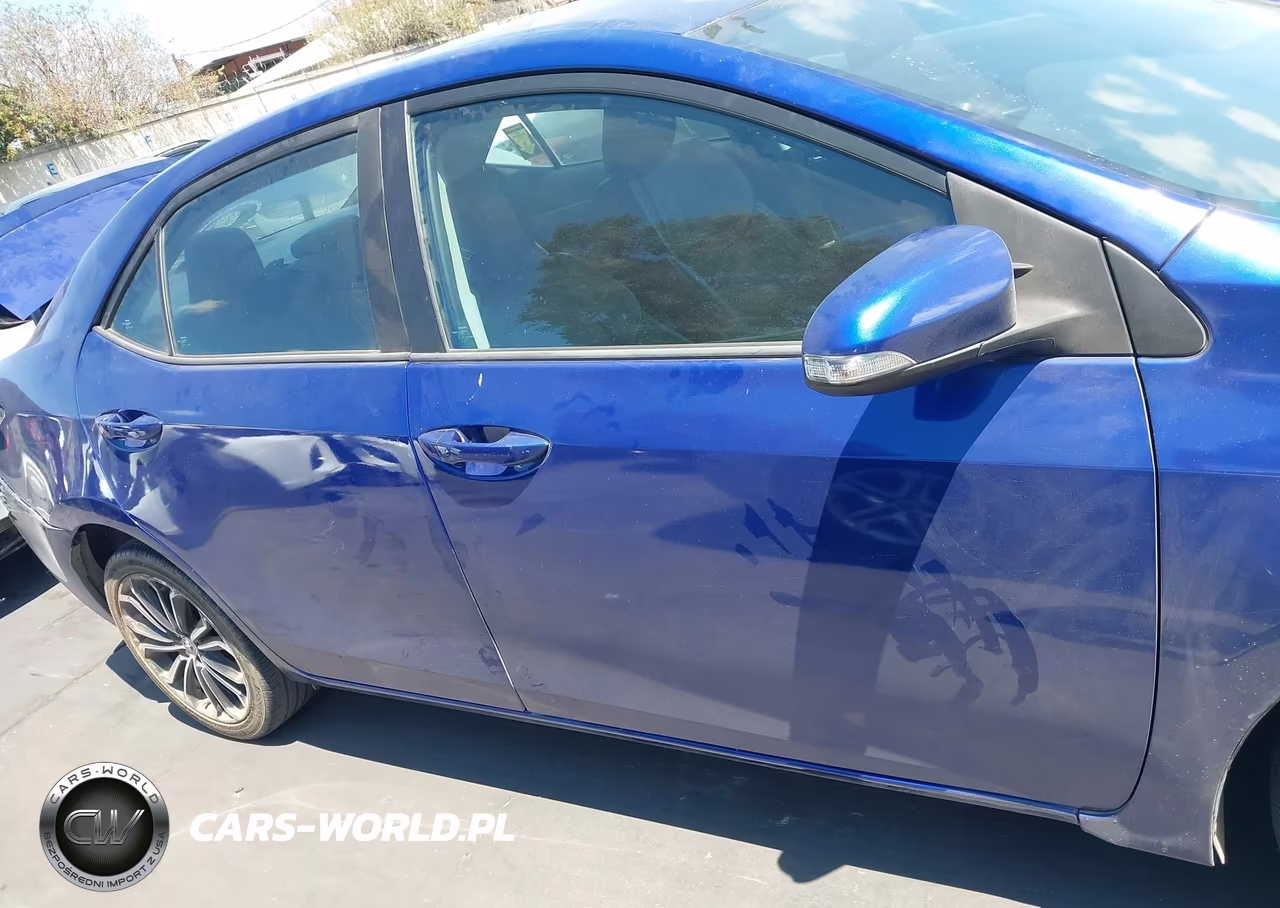 2015 Toyota Corolla S Plus VIN:5YFBURHE5FP243979 - 14