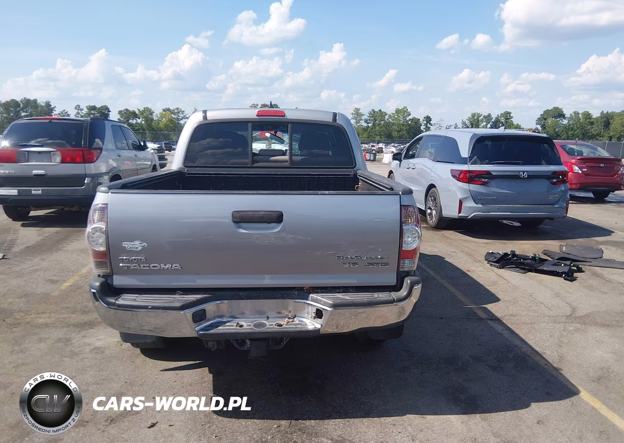 2015 Toyota Tacoma Prerunner V6 VIN:5TFJU4GN5FX078484 - 16