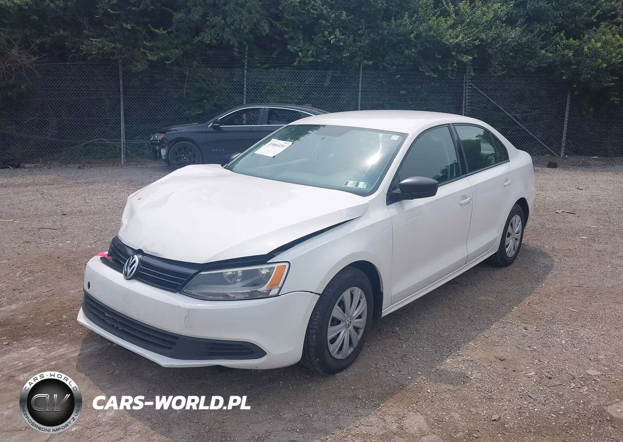 2013 Volkswagen Jetta 2.0L S VIN:3VW2K7AJ2DM232747 - 2