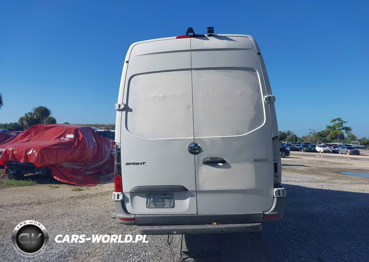 2020 Freightliner Sprinter 2500 VIN:W2W4EDHY5LT026544 - 14