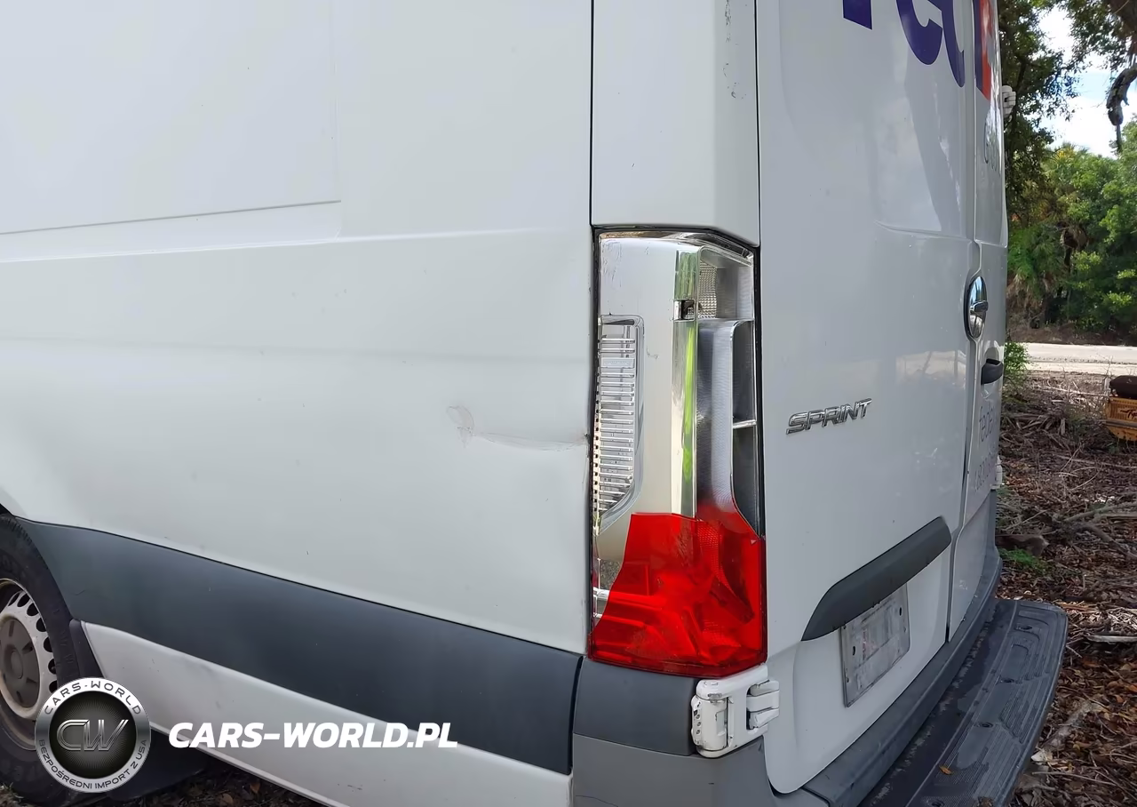 2020 Freightliner Sprinter 2500 VIN:W2W4EDHY5LT026544 - 19