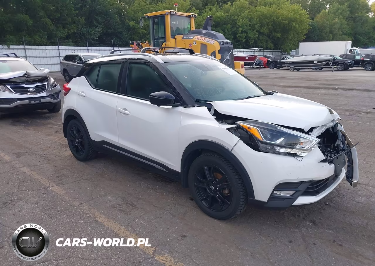 2020 Nissan Kicks Sr Xtronic Cvt