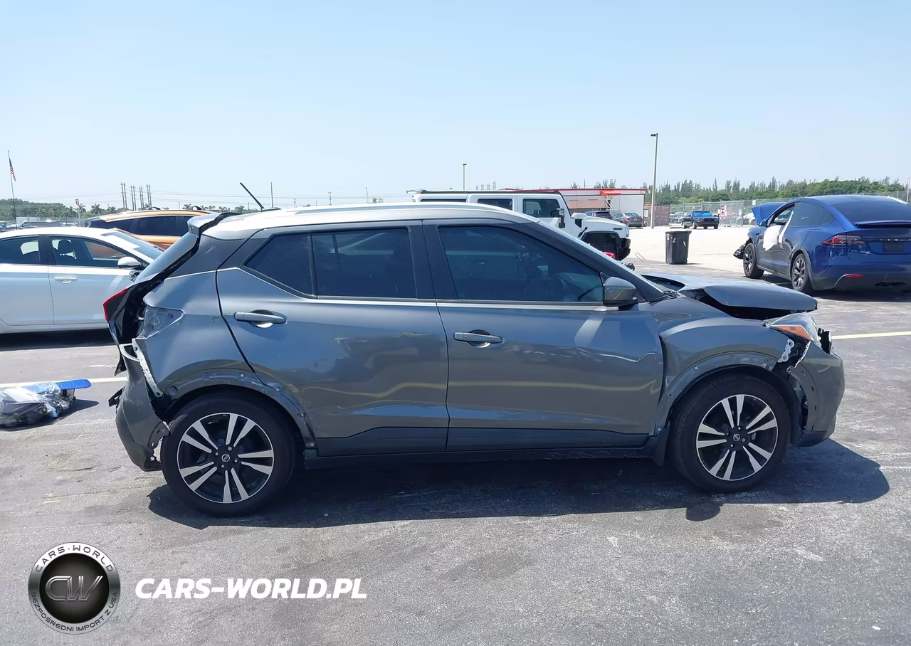 2020 Nissan Kicks Sv Xtronic Cvt VIN:3N1CP5CV6LL550990 - 14
