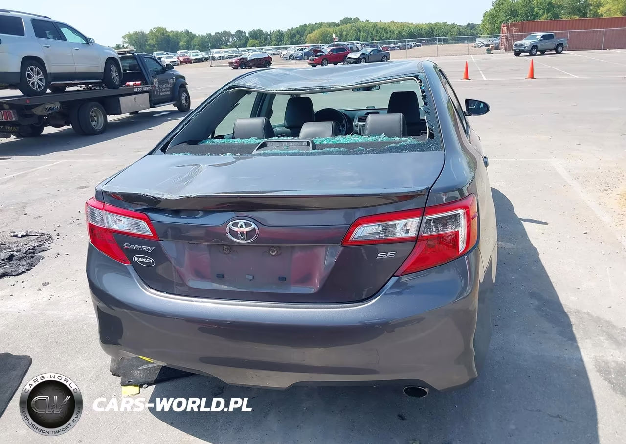 2014 Toyota Camry Se VIN:4T1BF1FK9EU428473 - 17