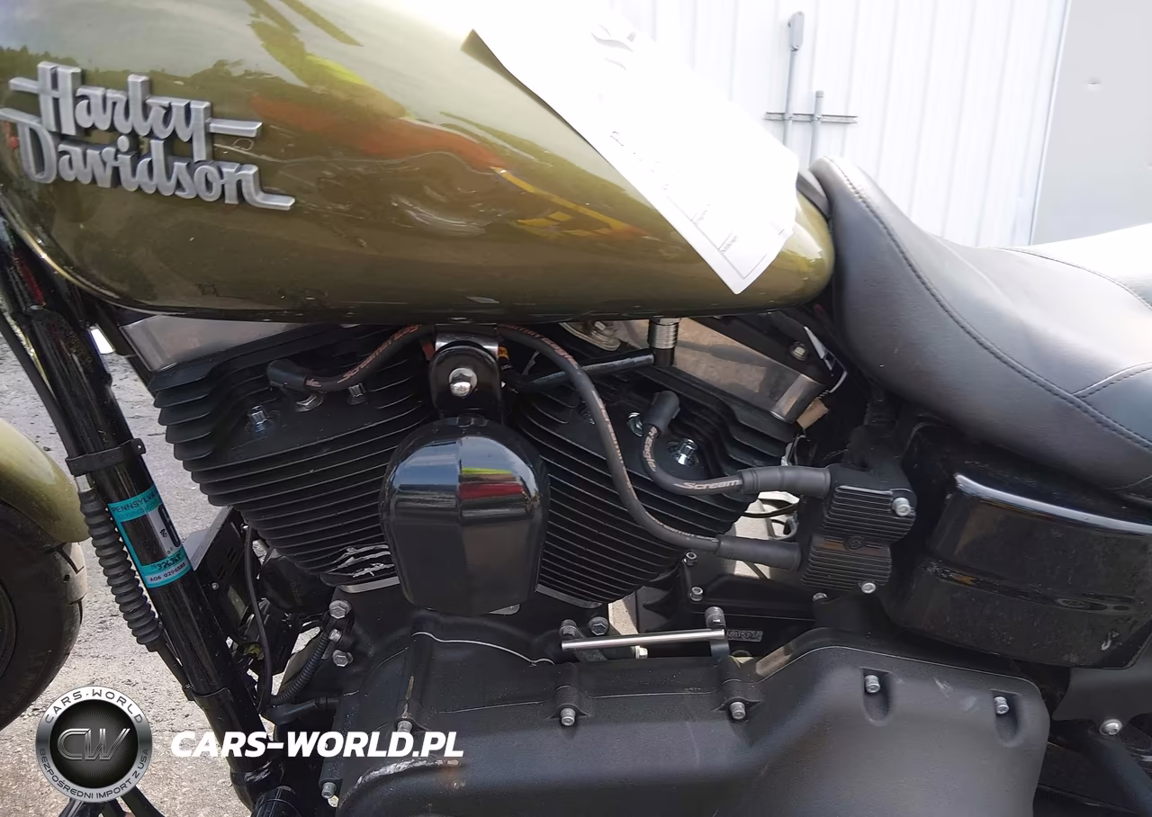 2016 Harley-Davidson Fxdb Dyna Street Bob VIN:1HD1GXM14GC326368 - 9