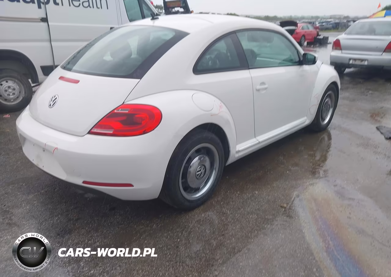 2012 Volkswagen Beetle 2.5L VIN:3VWJP7AT0CM641150 - 4