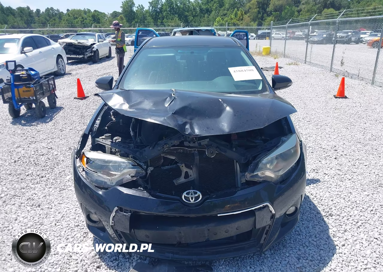 2015 Toyota Corolla S Plus VIN:5YFBURHE9FP234251 - 12