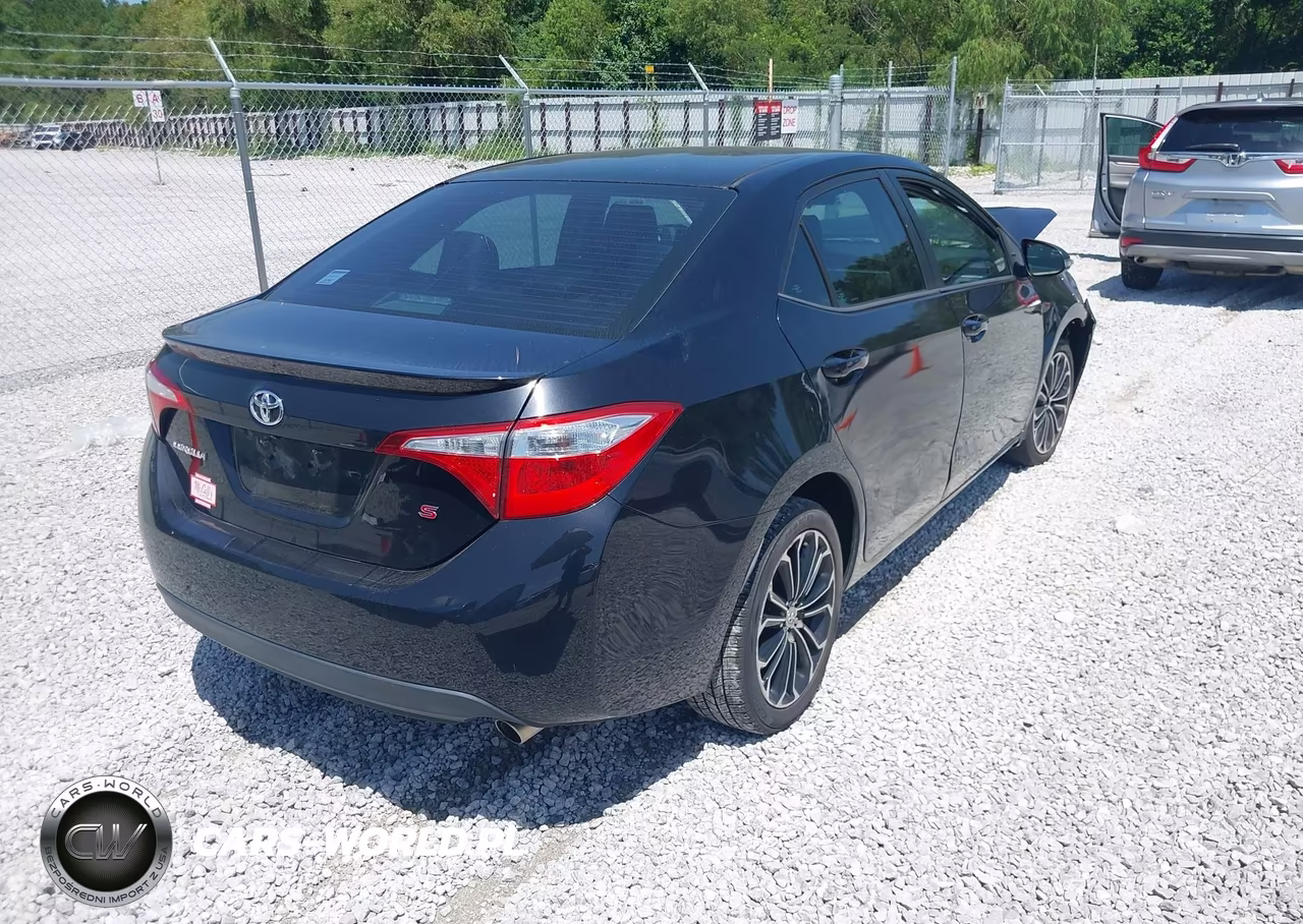 2015 Toyota Corolla S Plus VIN:5YFBURHE9FP234251 - 4