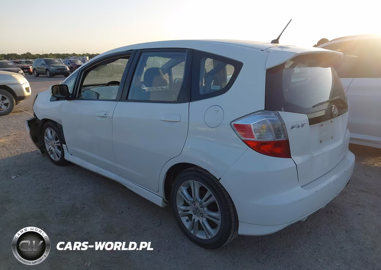 2009 Honda Fit Sport VIN:JHMGE87429C007033 - 3