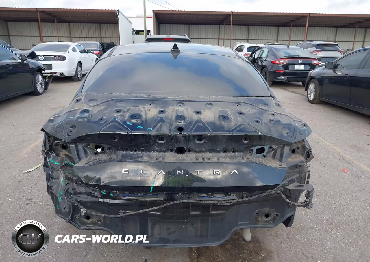 2021 Hyundai Elantra Sel VIN:5NPLS4AG0MH051081 - 17