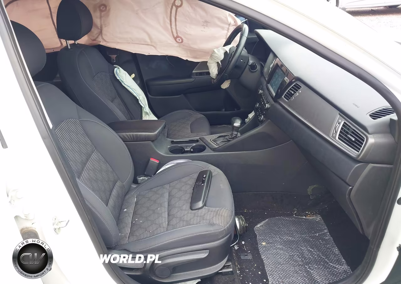 2019 Kia Niro Lx VIN:KNDCB3LC2K5243779 - 5