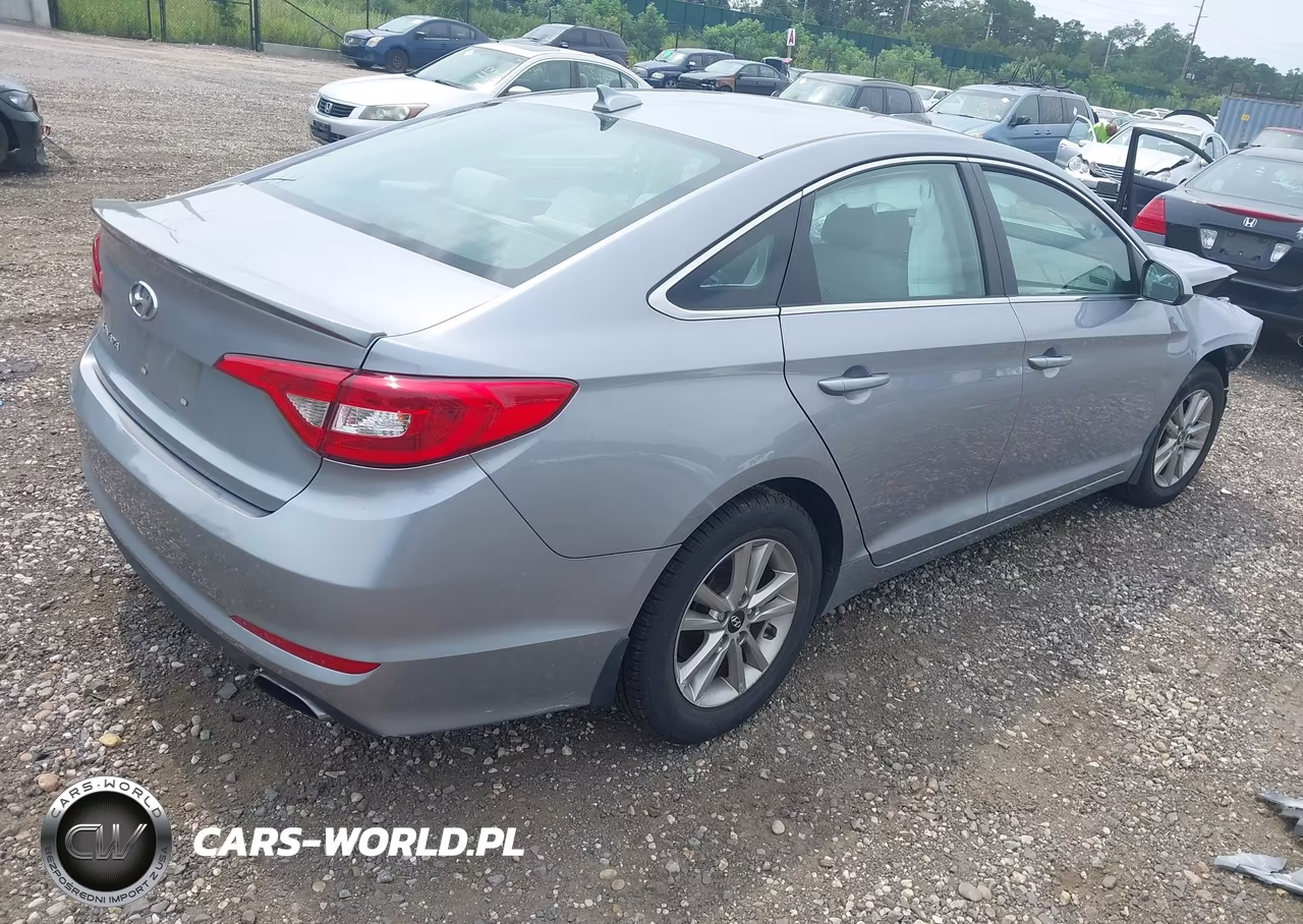 2016 Hyundai Sonata Se VIN:5NPE24AF9GH287202 - 4