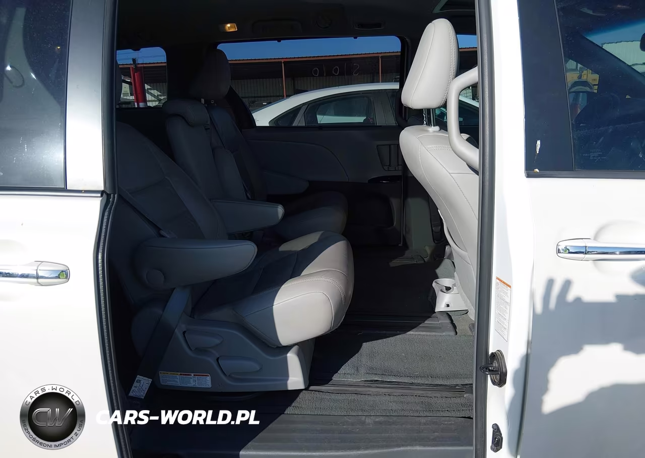 2017 Toyota Sienna Xle 8 Passenger VIN:5TDYZ3DC1HS888751 - 8