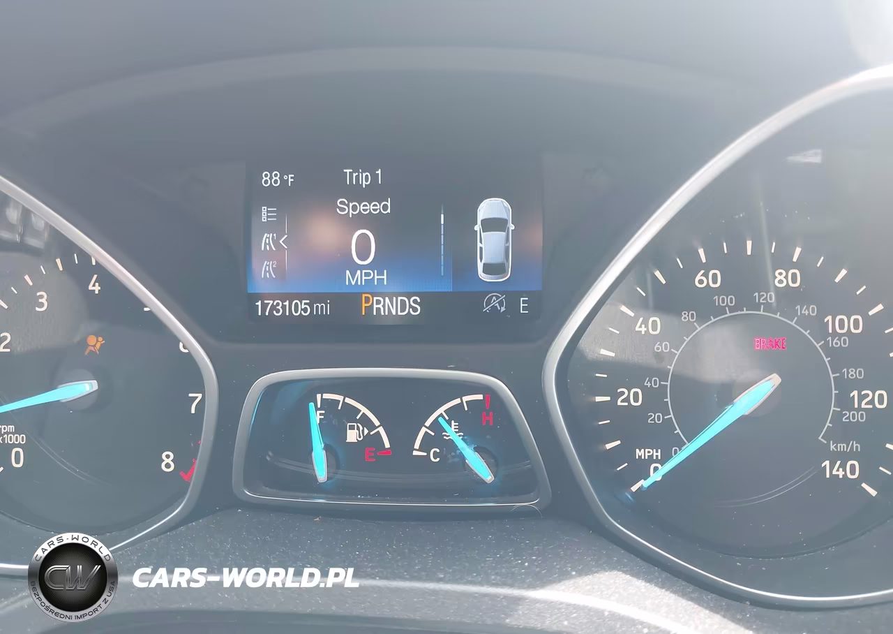2017 Ford Escape Titanium VIN:1FMCU0J92HUB76854 - 7