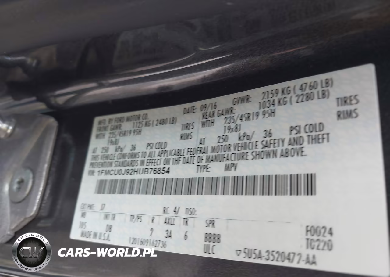 2017 Ford Escape Titanium VIN:1FMCU0J92HUB76854 - 9
