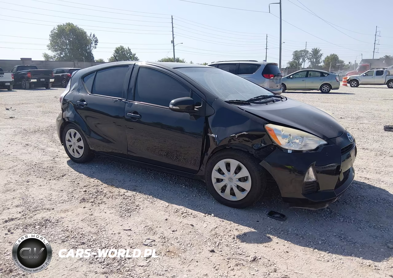 2014 Toyota Prius C Two – zdjęcie 1 z 16