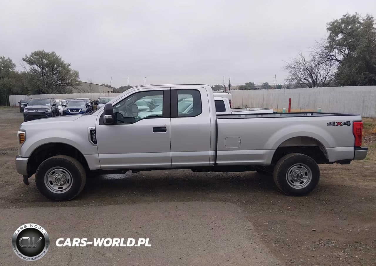 2018 Ford F-250 Xl VIN:1FT7X2B6XJEC83955 - 17